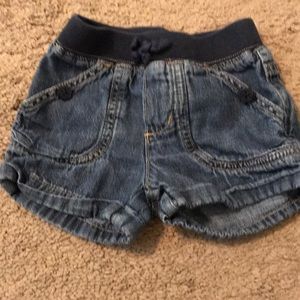 The children’s place toddler girl Jean shorts